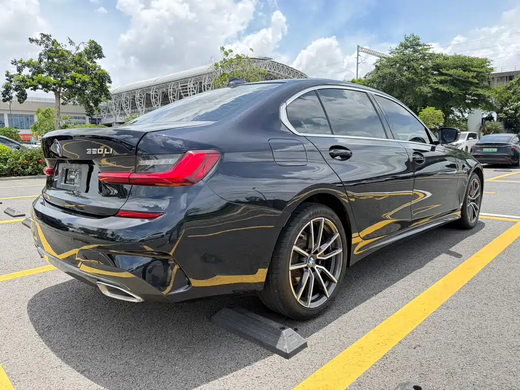 BMW 3 Series 2022