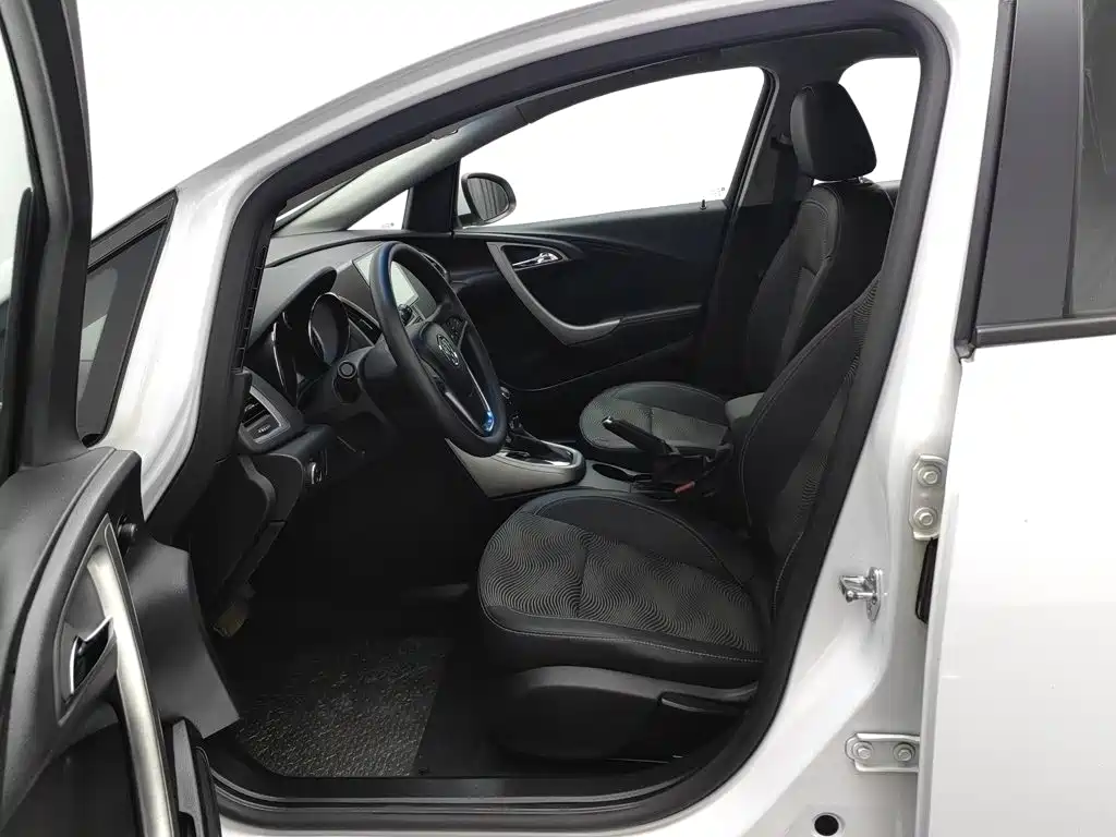 Buick Excelle GT 2015 — фото 10