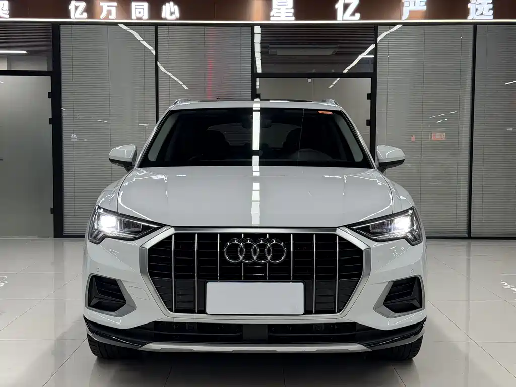 Audi Q3 2021
