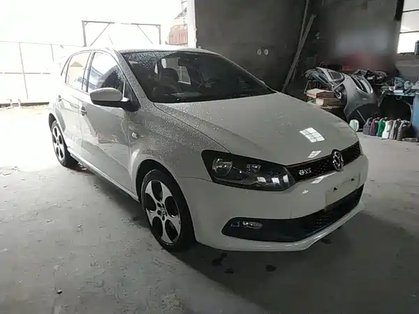 Volkswagen Polo 2015