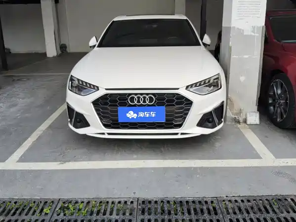 Audi A4L 2021