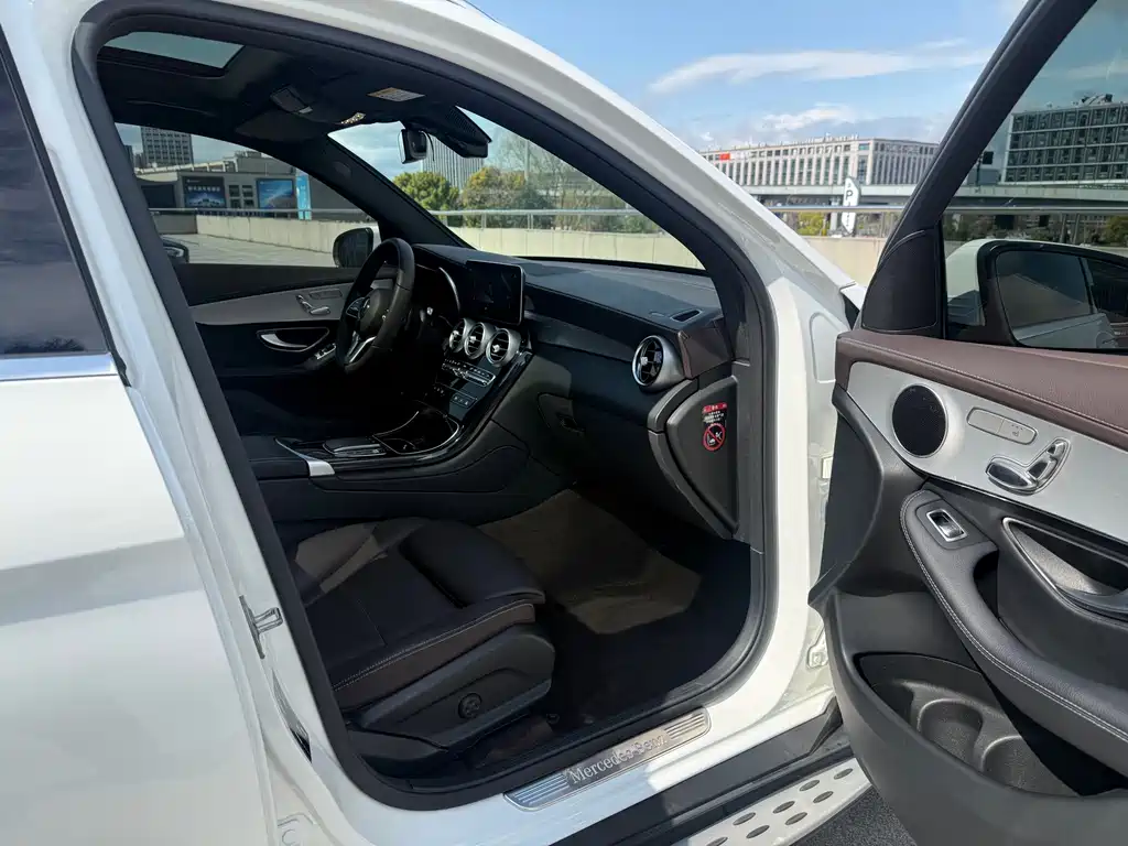 Mercedes-Benz GLC 2022 — фото 16