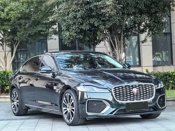 Jaguar XFL 2021