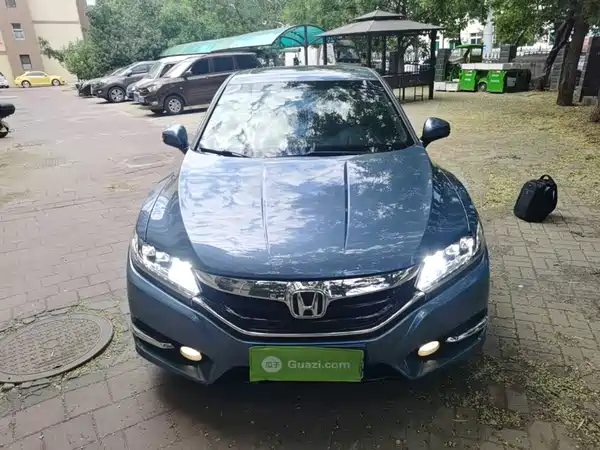 Honda Spirior 2015