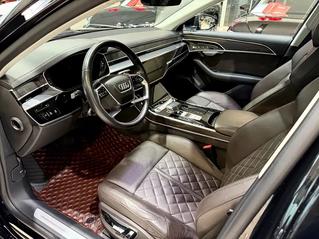 Audi A8 2021