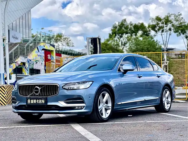 Volvo S90 2018