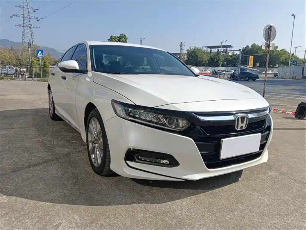 Honda Accord 2021 — фото 24