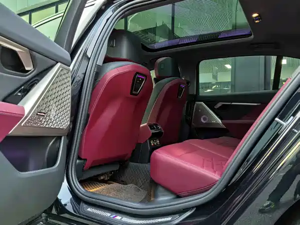 BMW 5 Series 2025