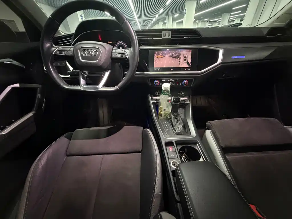 Audi Q3 2021 — фото 10