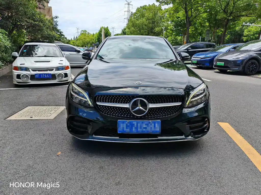 Mercedes-Benz C-Class 2020