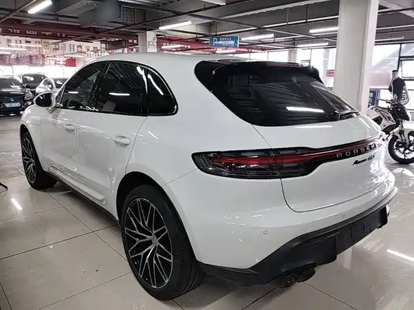 Porsche Macan 2022