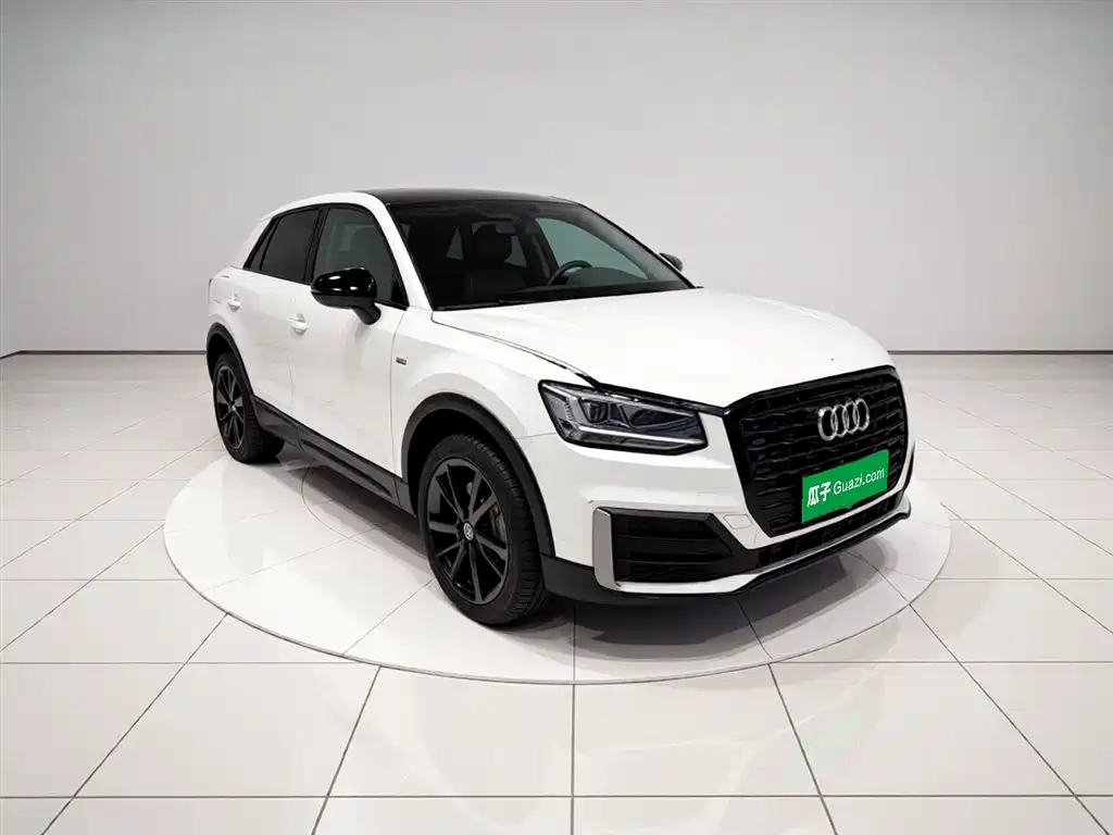 Audi Q2L 2021 — фото 3