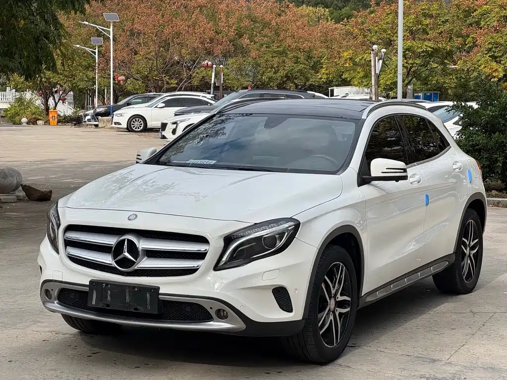 Mercedes-Benz GLA 2017 — фото 1