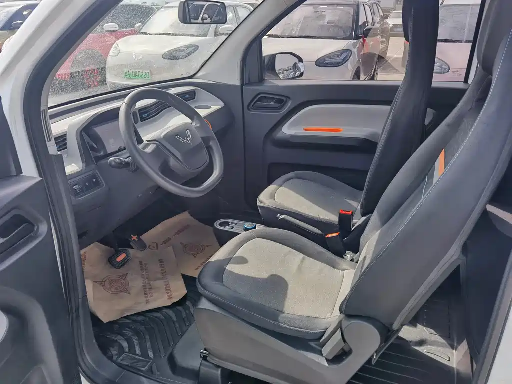 Wuling MINIEV 2021