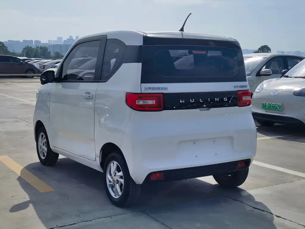Wuling MINIEV 2021