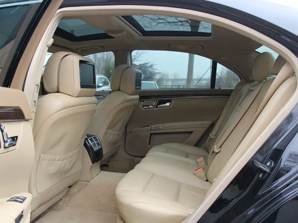 Mercedes-Benz S-Class 2011 — фото 13