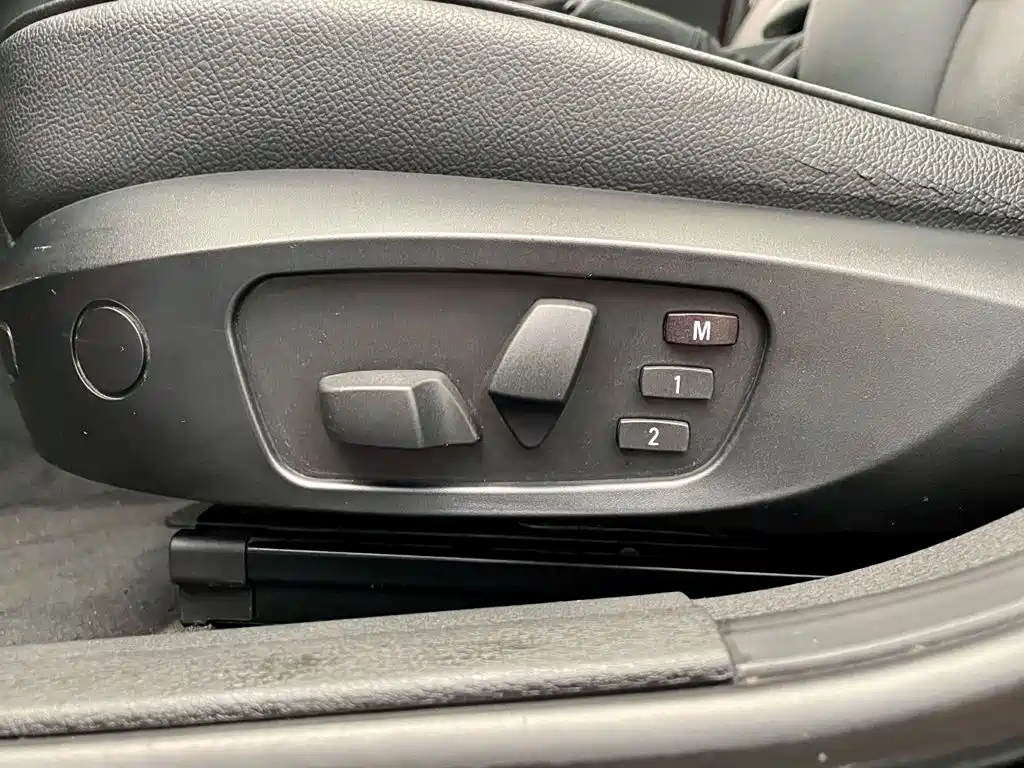 BMW X1 2015 — фото 19