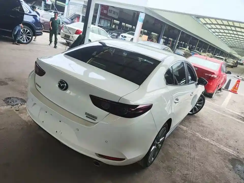Mazda 3 Angkesela 2021