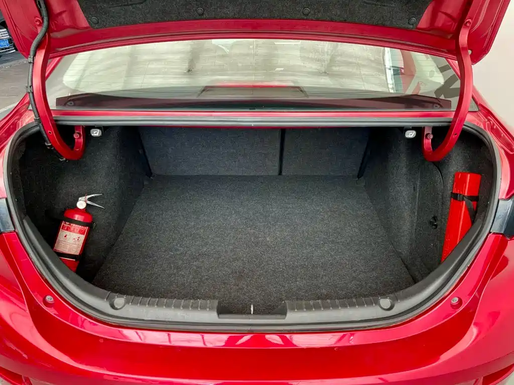 Mazda 3 Angkesela 2018 — фото 16