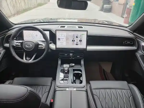 GAC Trumpchi GS8 2025