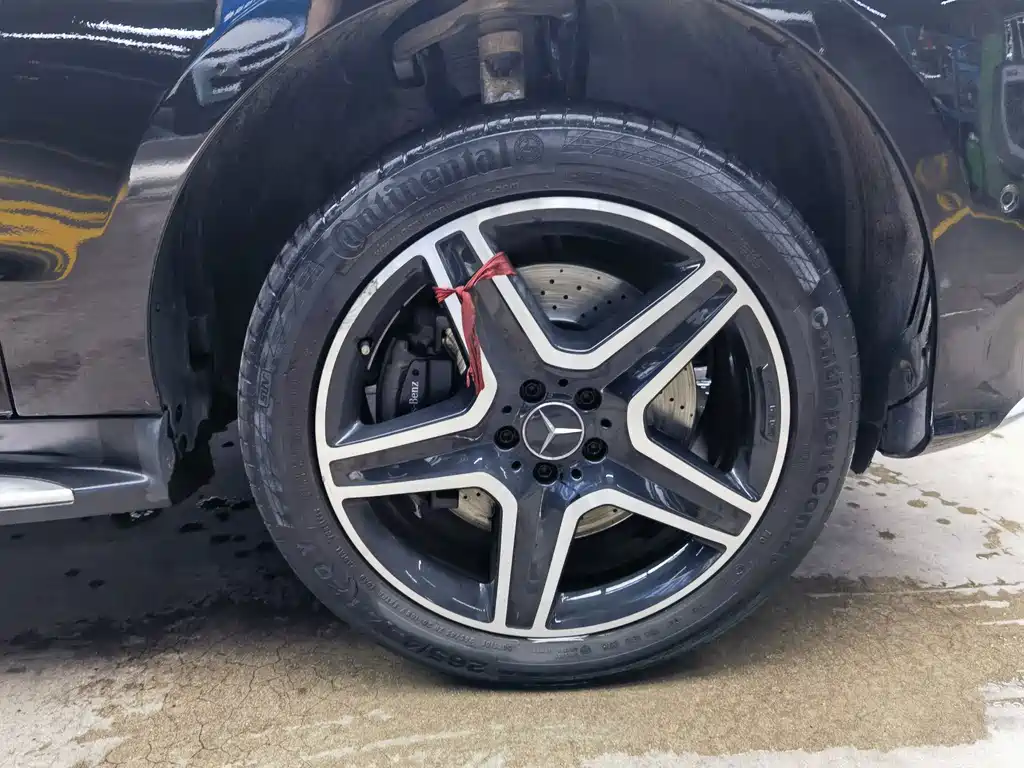 Mercedes-Benz GLE AMG 2019 — фото 19