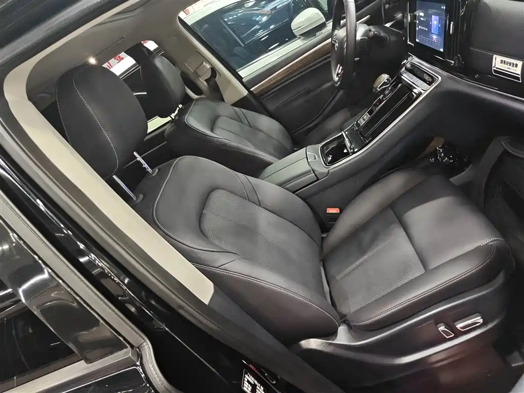 GAC Motor Trumpchi M8 2021 — фото 25