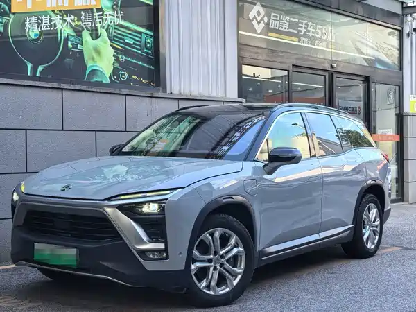 NIO ES8 2019