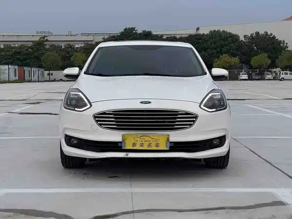 Ford Escort 2021
