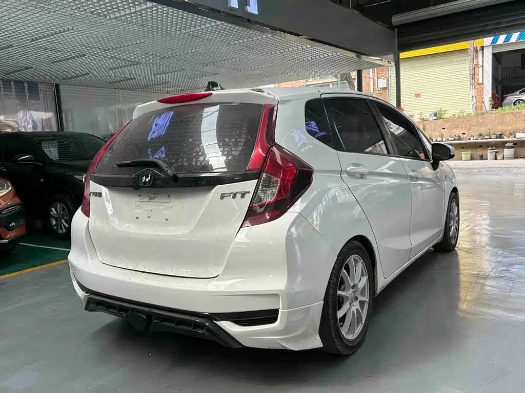 Honda Fit 2019 — фото 9