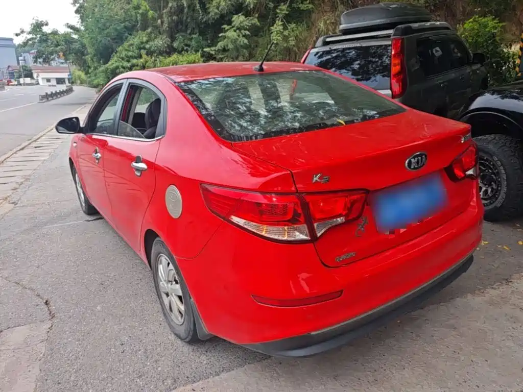 Kia K2 2015