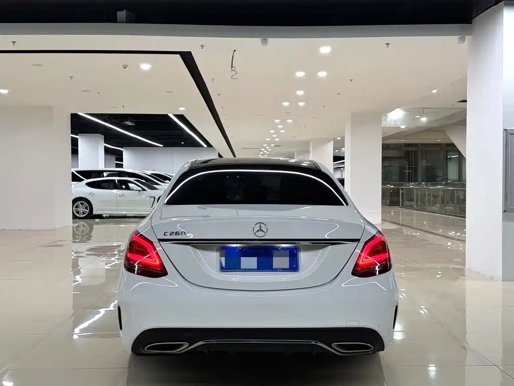 Mercedes-Benz C-Class 2019