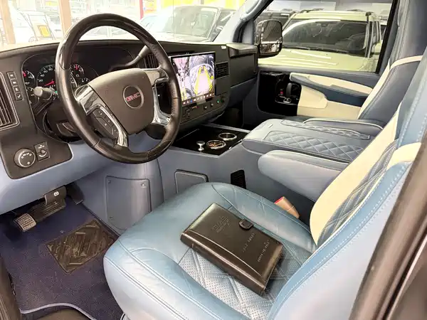 GMC SAVANA 2016