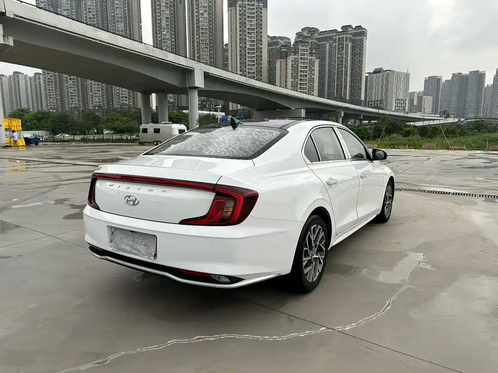 Hyundai Mistra 2022 — фото 9