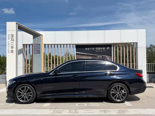 BMW 3 Series 2021