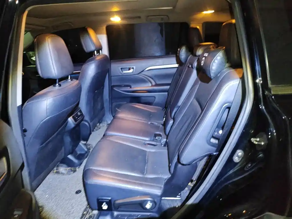 Toyota Highlander 2016 — фото 18