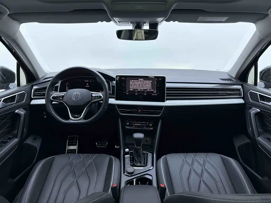 Volkswagen Tiguan L 2022 — фото 13