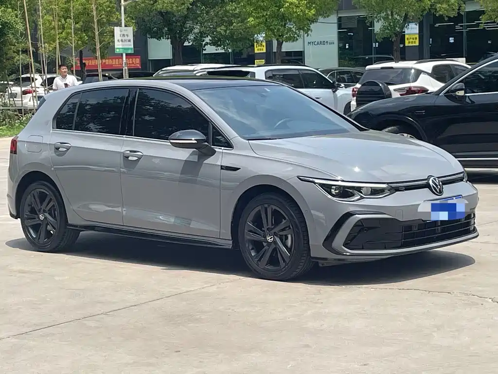 Volkswagen Golf 2023