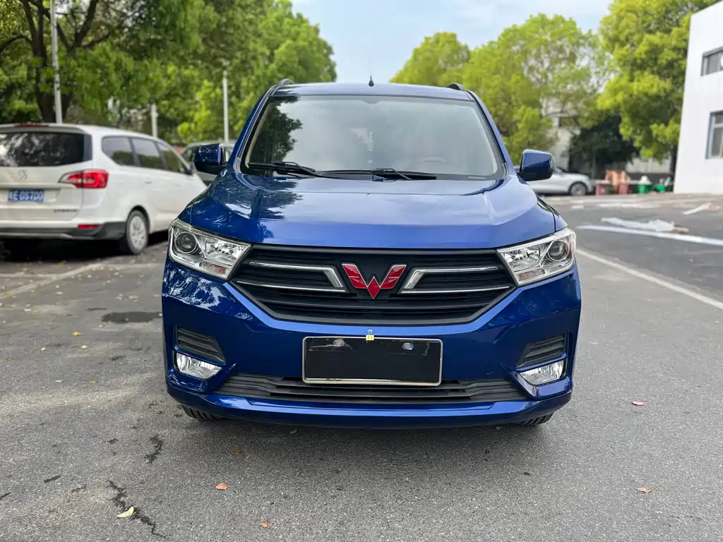 Wuling Hongguang 2018 — фото 2