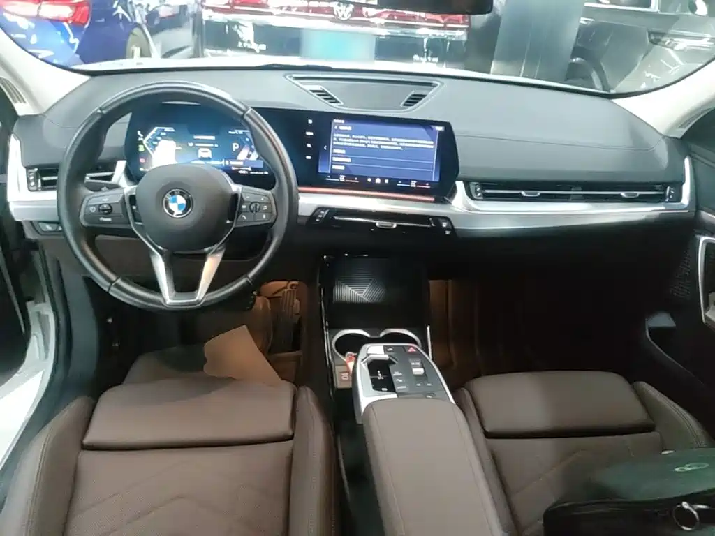 BMW X2 2025 — фото 10