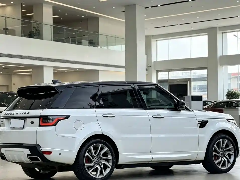 Land Rover Range Rover Sport 2019 — фото 8