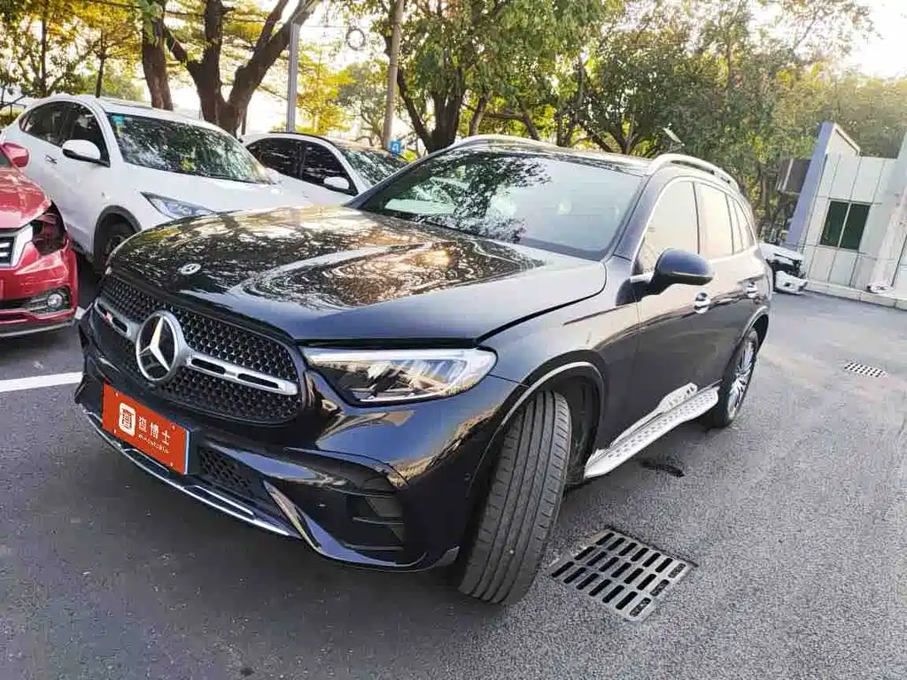 Mercedes-Benz GLC 2025 — фото 1