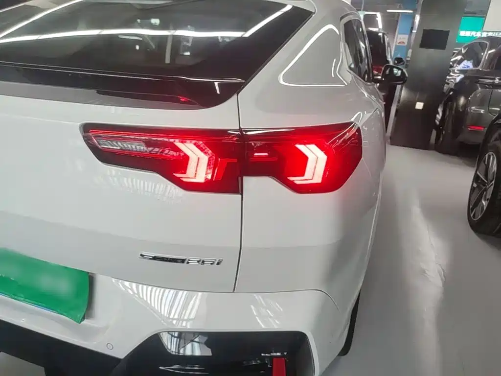 BMW X2 2025 — фото 8
