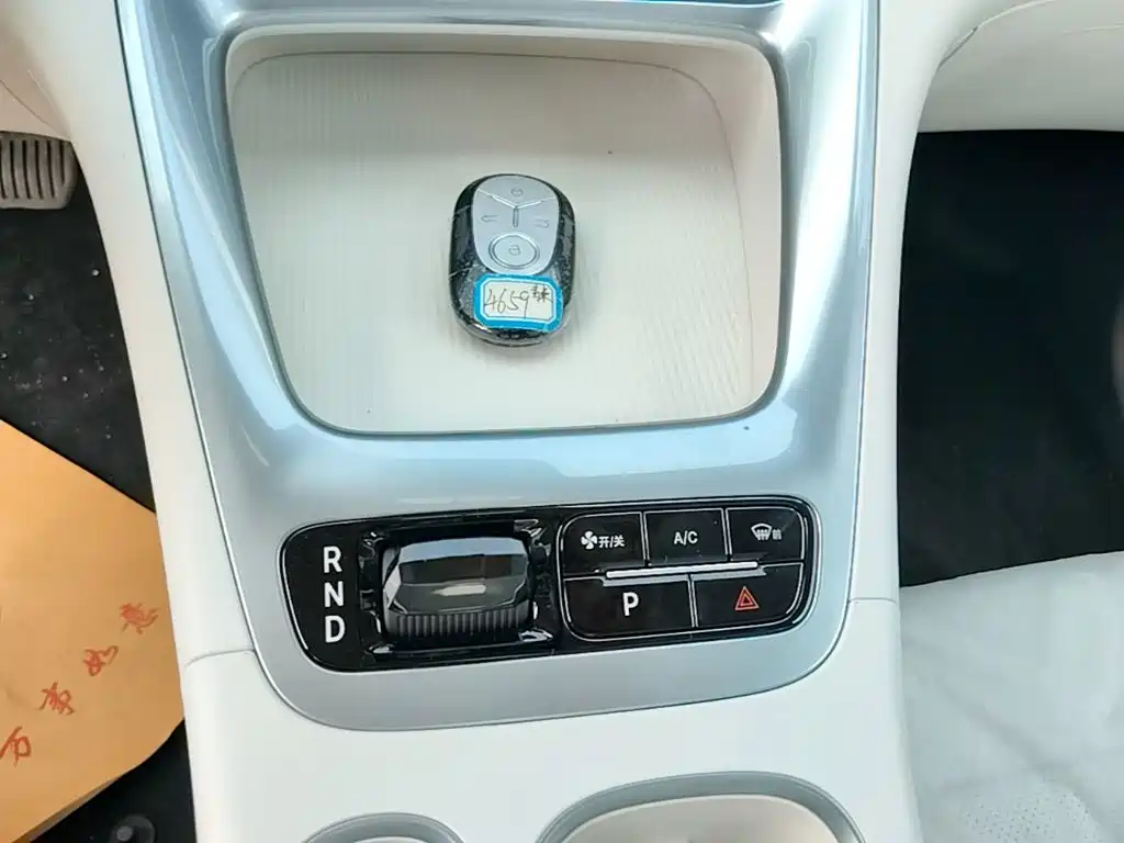 Geely Galaxy Starwish 2026 — фото 14