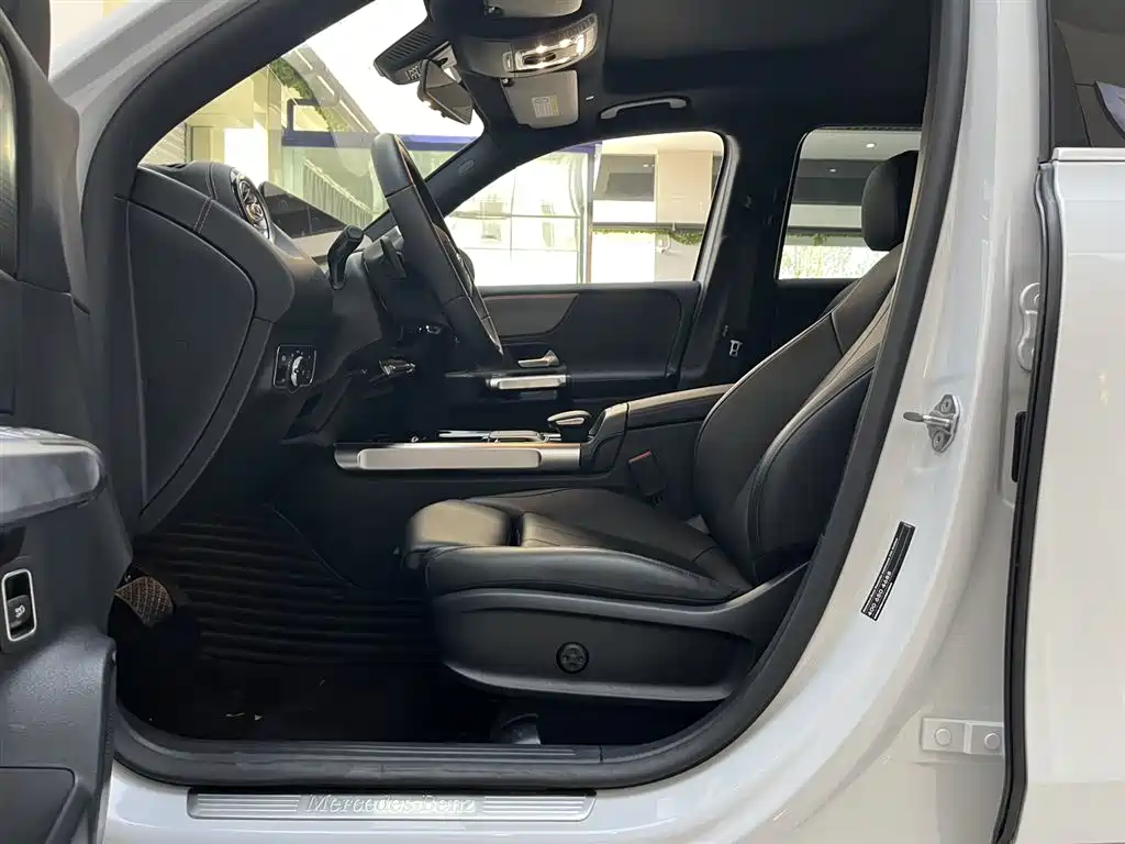 Mercedes-Benz GLB 2021 — фото 14