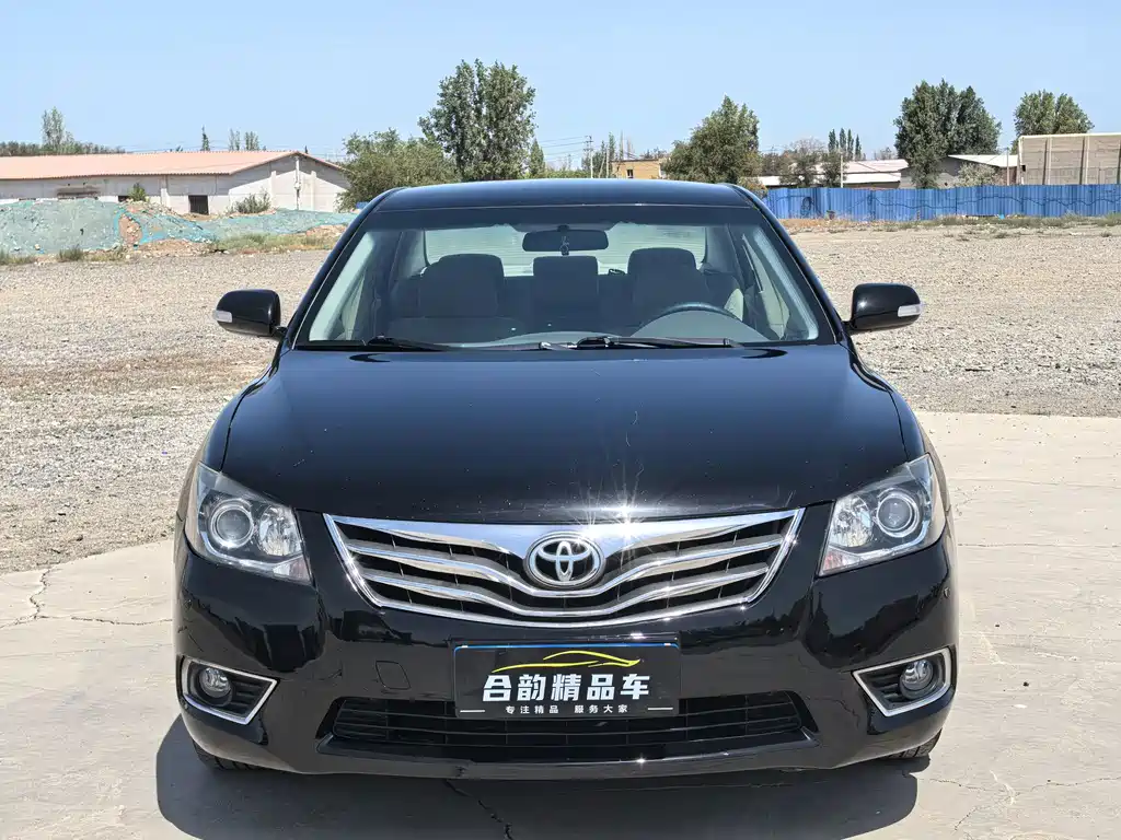 Toyota Camry 2013 — фото 2
