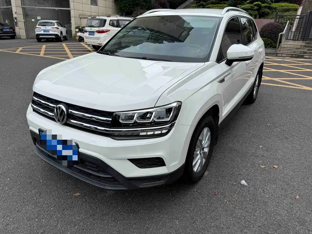 Volkswagen Tharu 2020