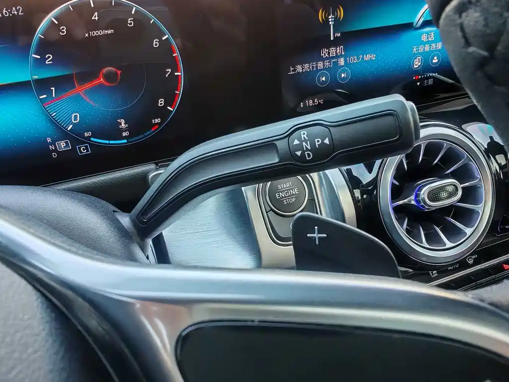 Mercedes-Benz GLB 2020 — фото 20