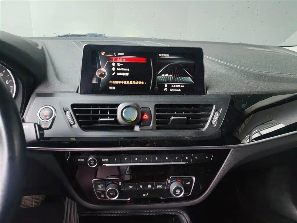 BMW 1 Series 2017 — фото 13