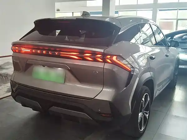 Geely Galaxy L7 2023