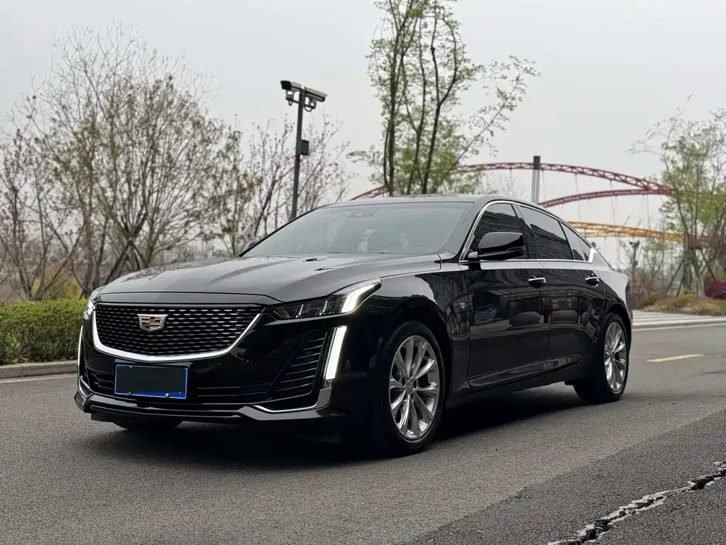 Cadillac CT5 2023 — фото 1